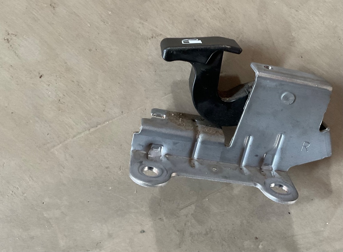 86 FUEL FILLER HANDLE