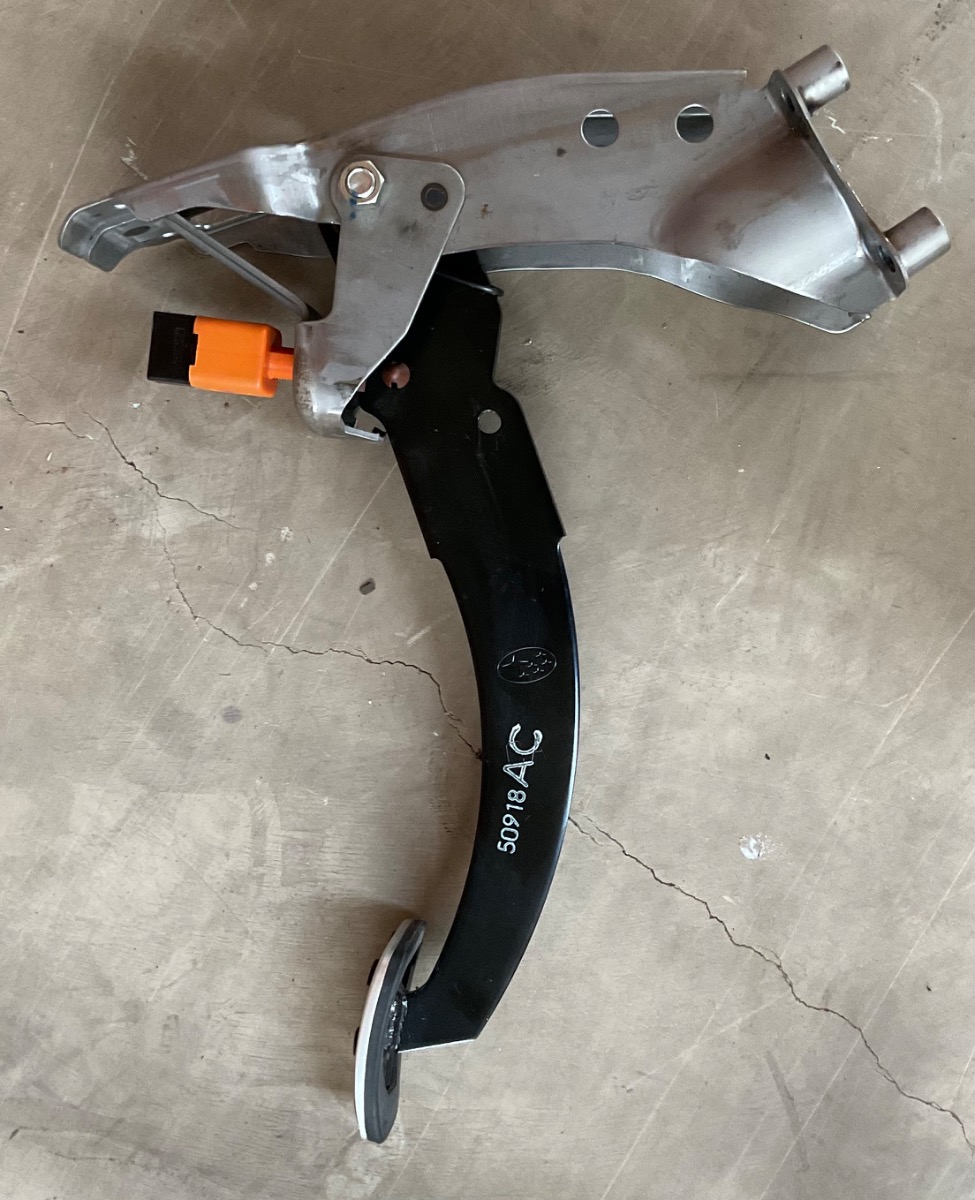 86 CLUTCH PEDAL