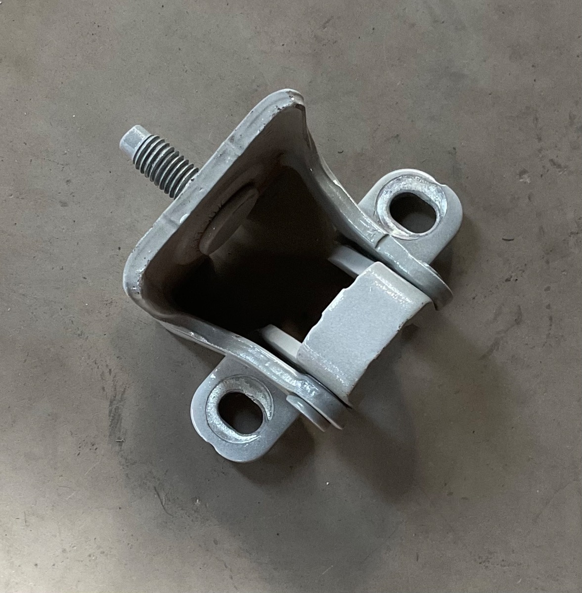 POLO MK8/9 LEFT TAILGATE HINGE