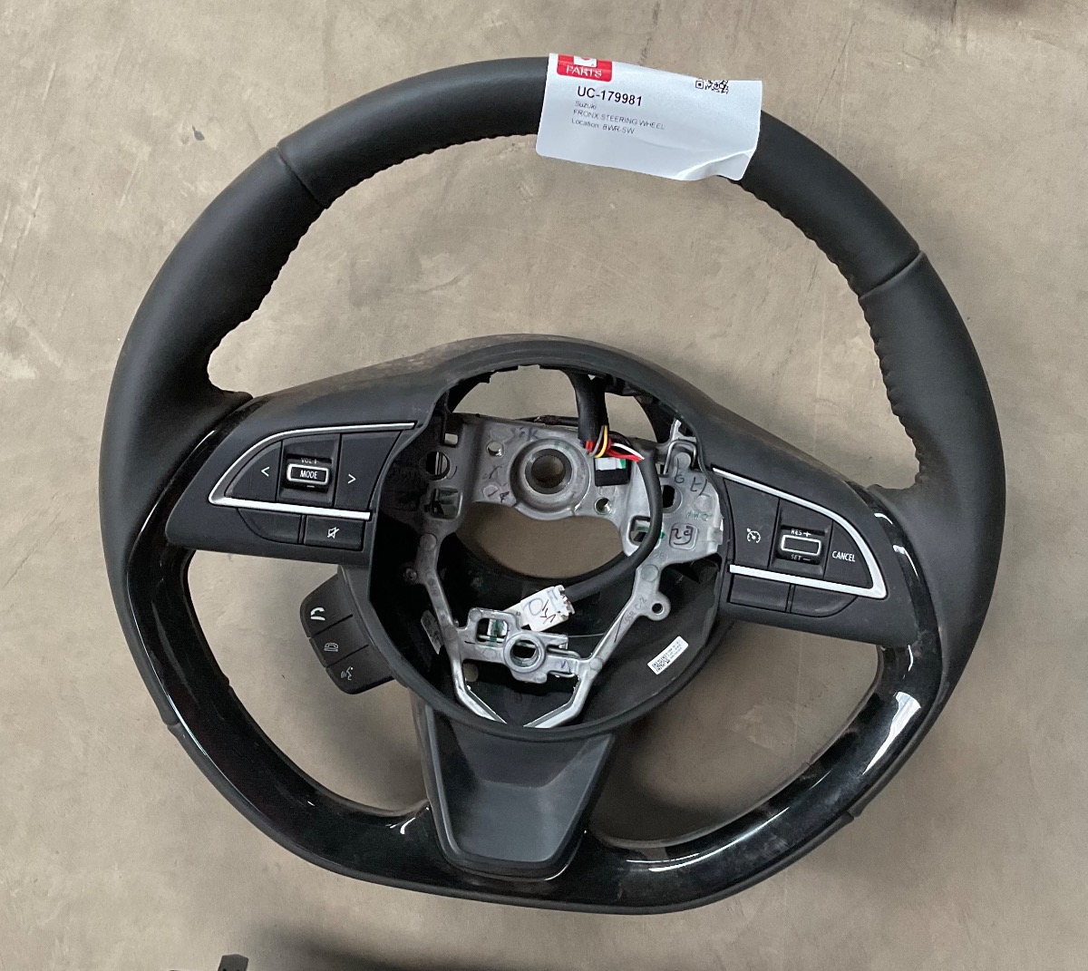 FRONX STEERING WHEEL