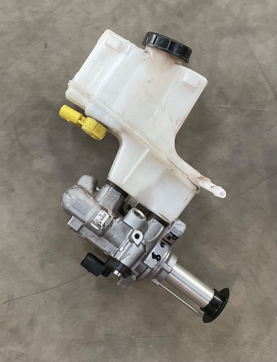 POLO MK8/9 BRAKE MASTER CYLINDER