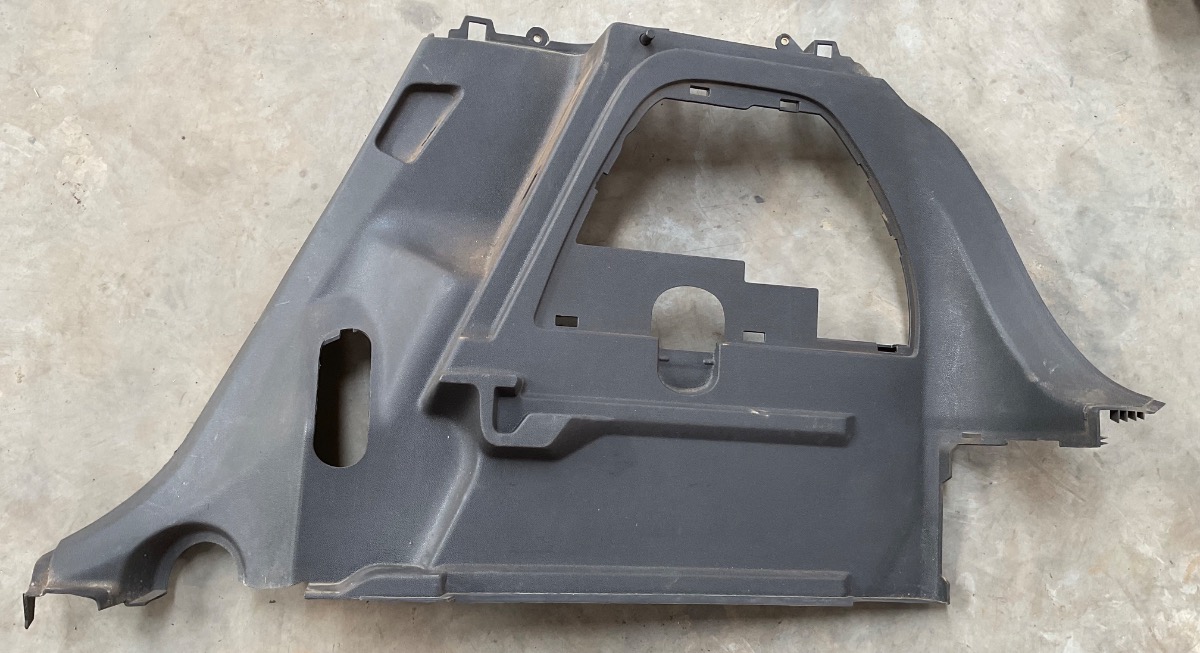 CORSA D INNER BOOT TRIM LEFT