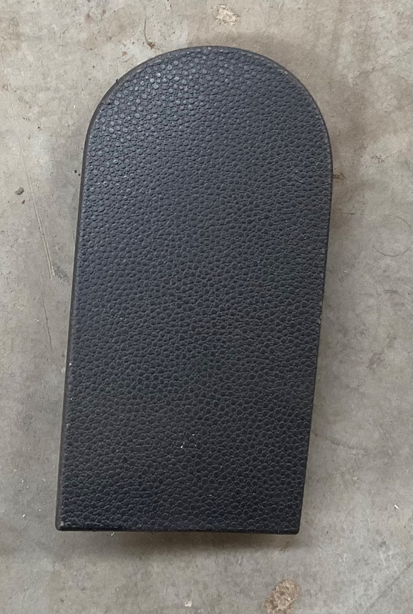 CORSA RIGHT REAR SEAT BLANKING COVER