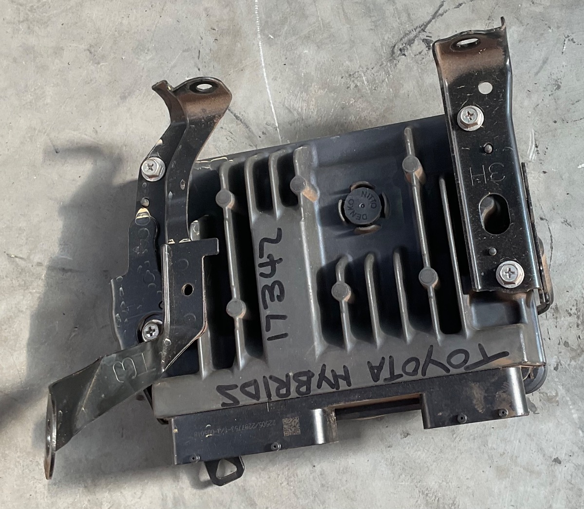RAV4 2.5 GX-R HYBRID ENGINE CONTROL UNIT - ECU