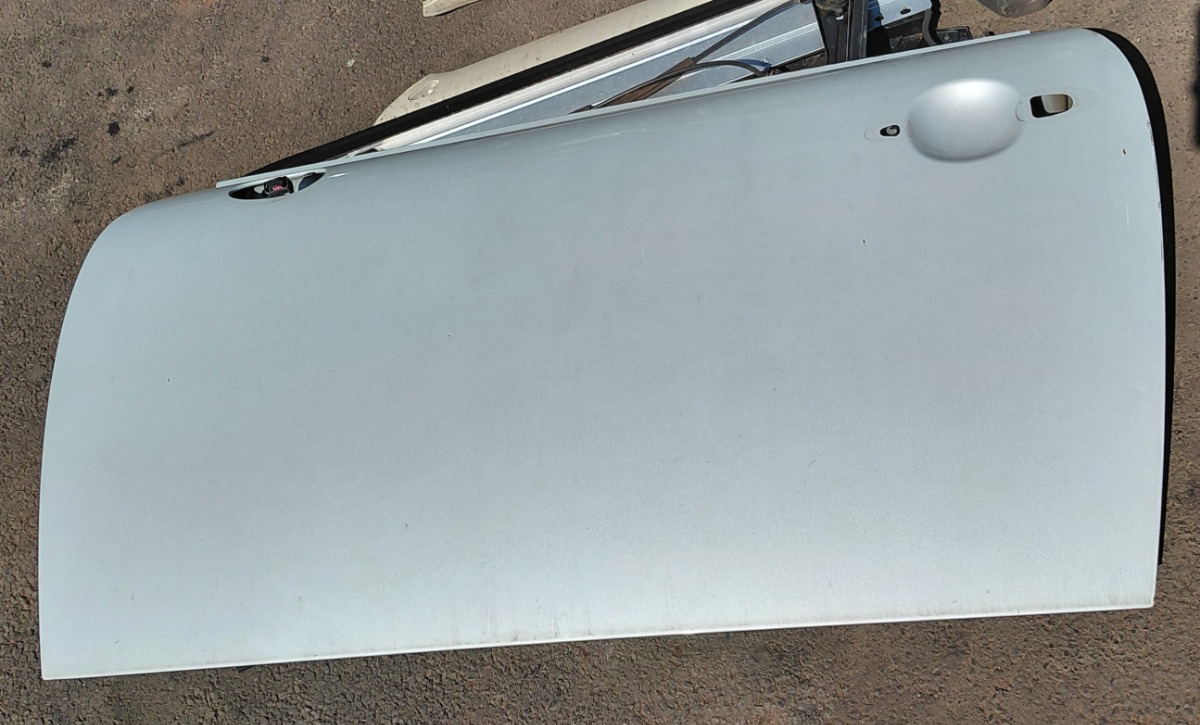 COOPER R56 LEFT FRONT DOOR (SHELL)