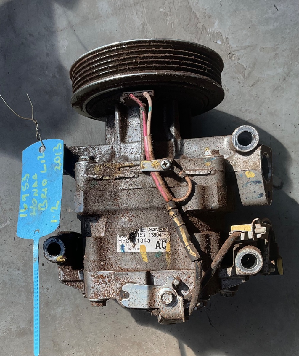 WR-V 1.2 AIR CON PUMP