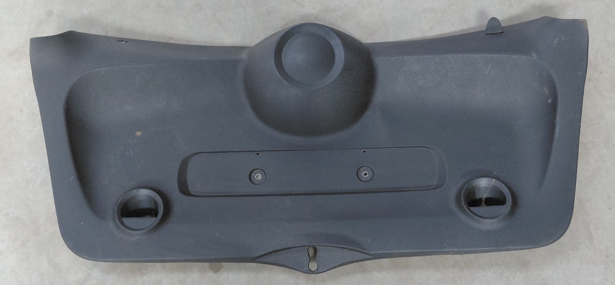 R56 TAILGATE TRIM PANEL