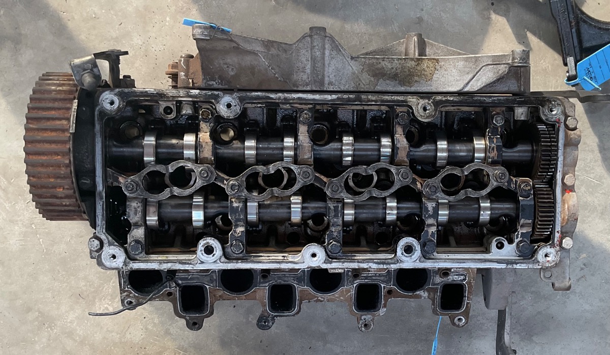 A4 2.0 TDI B8 CYLINDER HEAD