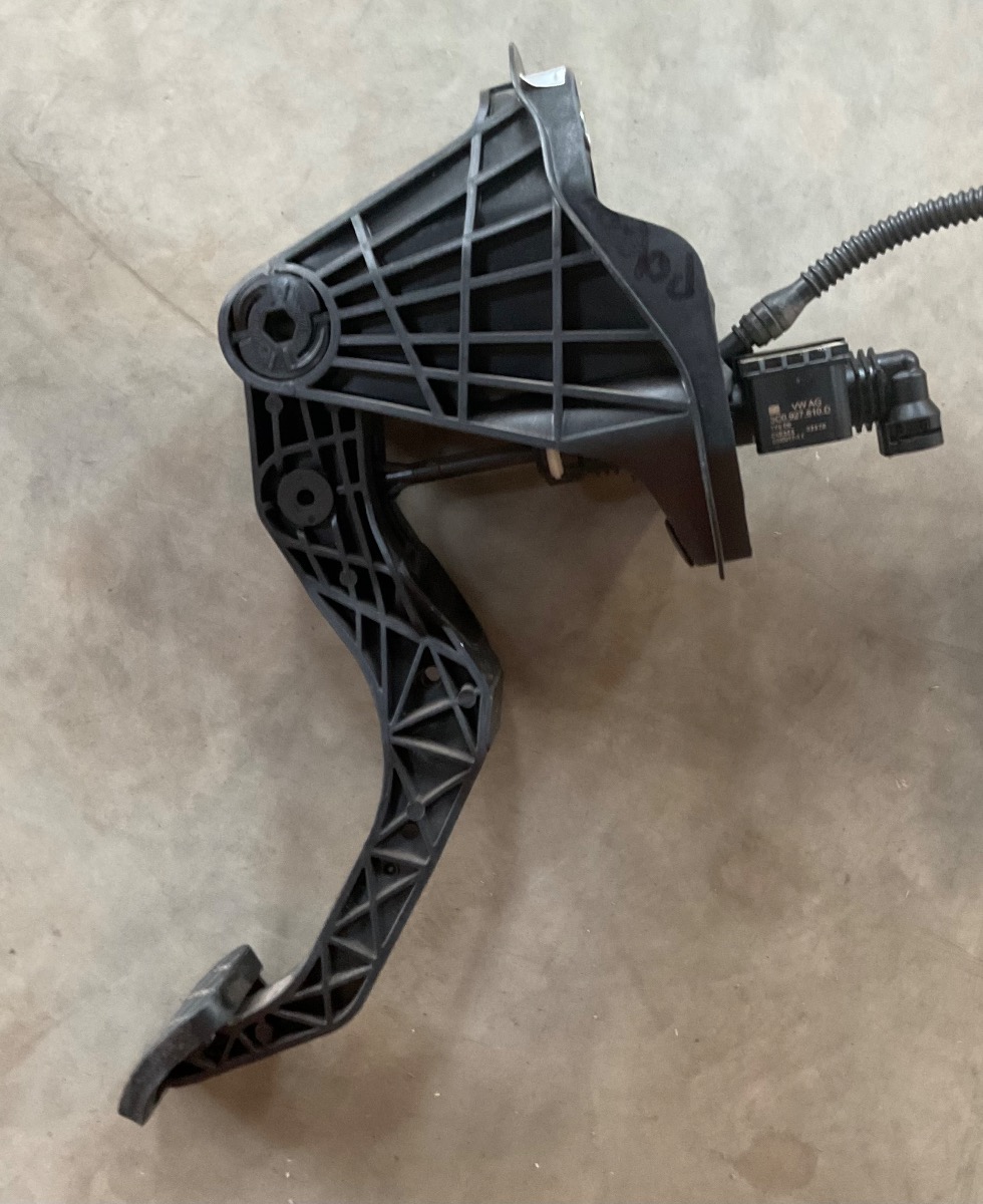 POLO MK 8/9 CLUTCH PEDAL