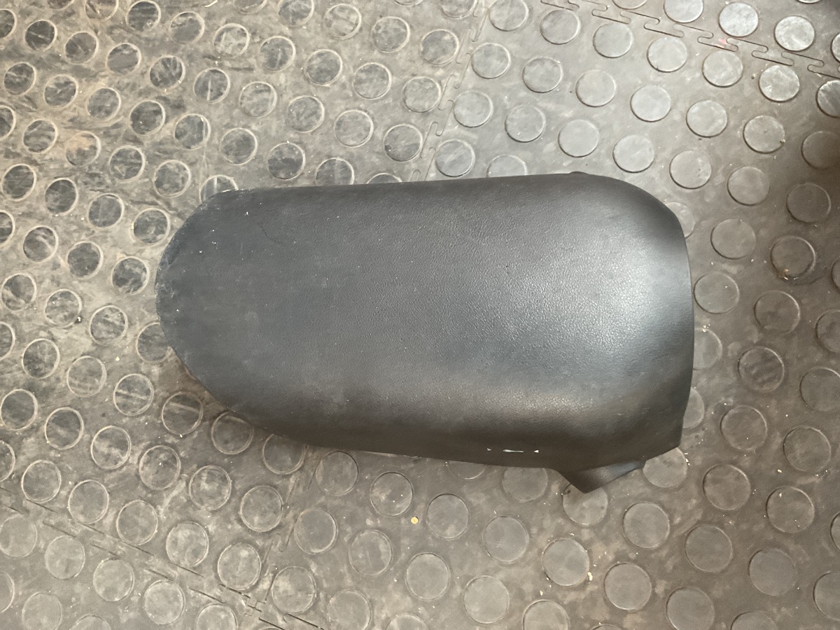 F56 BOTTOM STEERING COVER