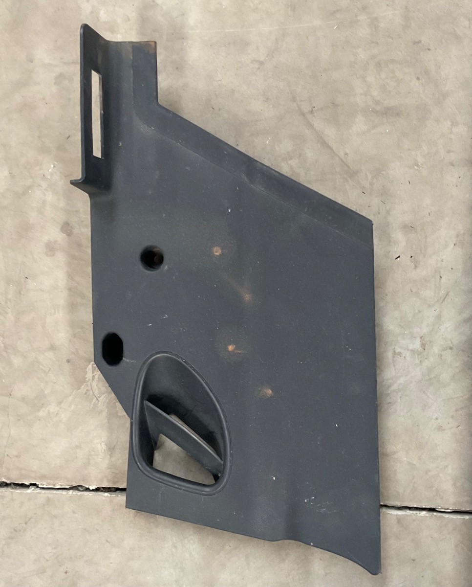 F56 DRIVER CENTER BOTTEM PANEL