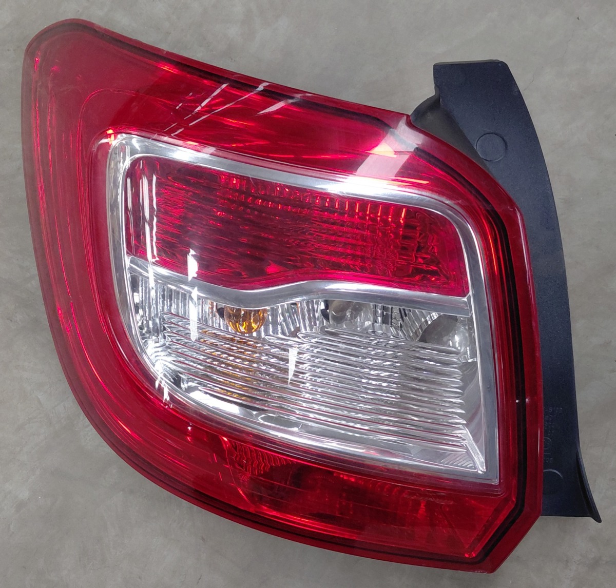 Sandero II Taillamp Left Rear Assembly