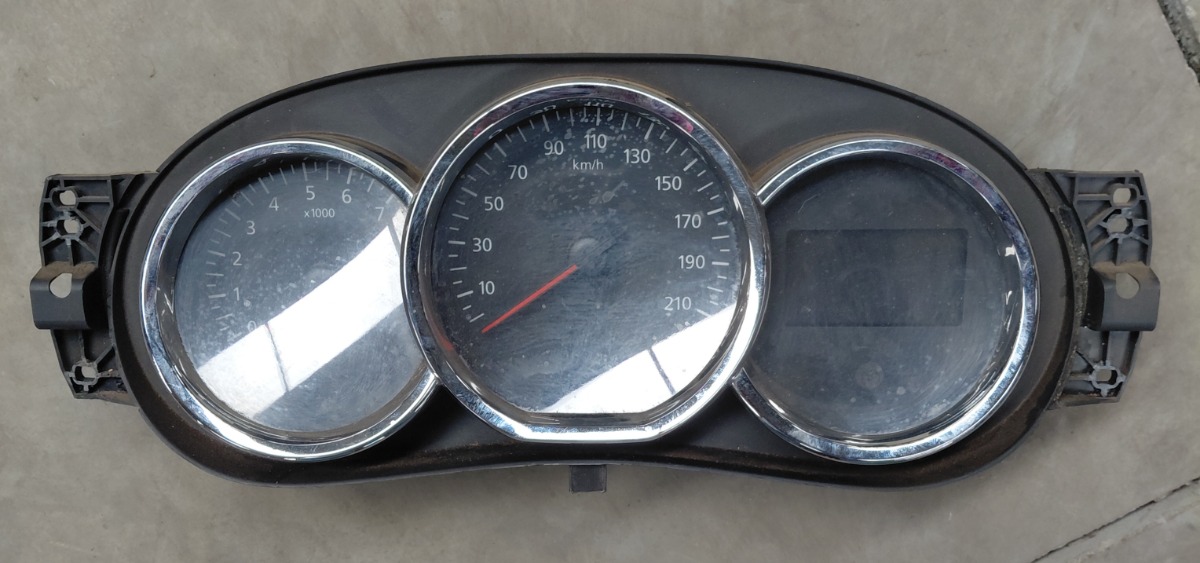 SANDERO 2 SPEEDO CLUSTER
