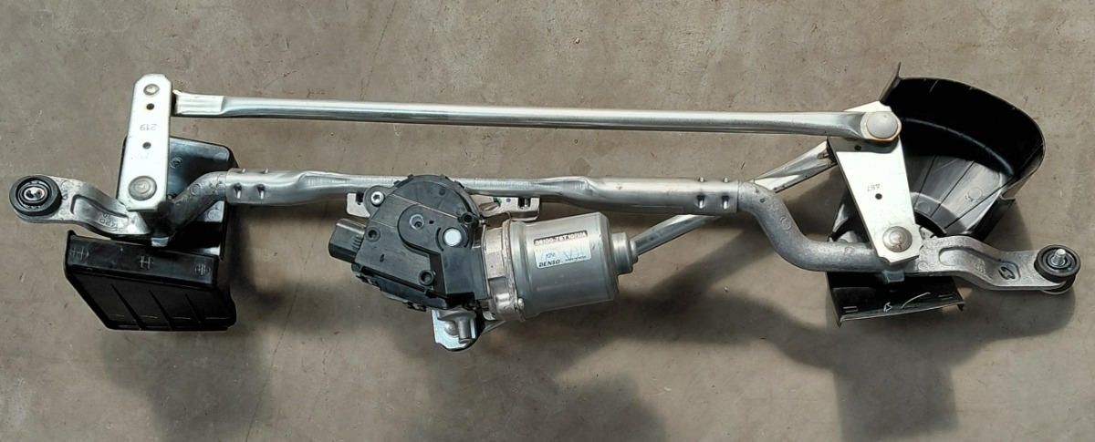URBAN CRUISER WIPER MOTOR AND LINK