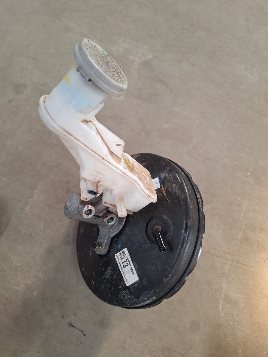 URBAN CRUISER BRAKE BOOSTER