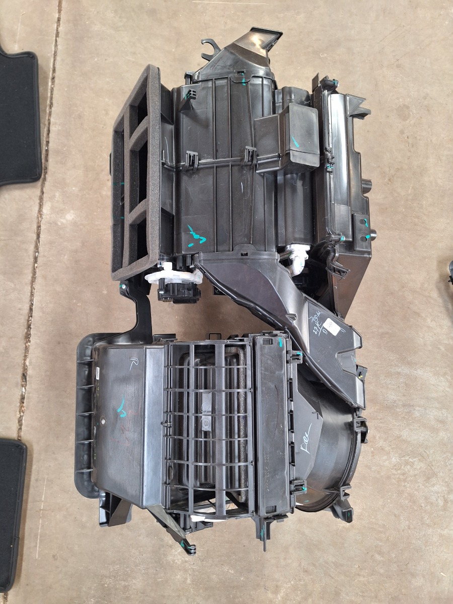URBAN CRUISER HEATER BOX
