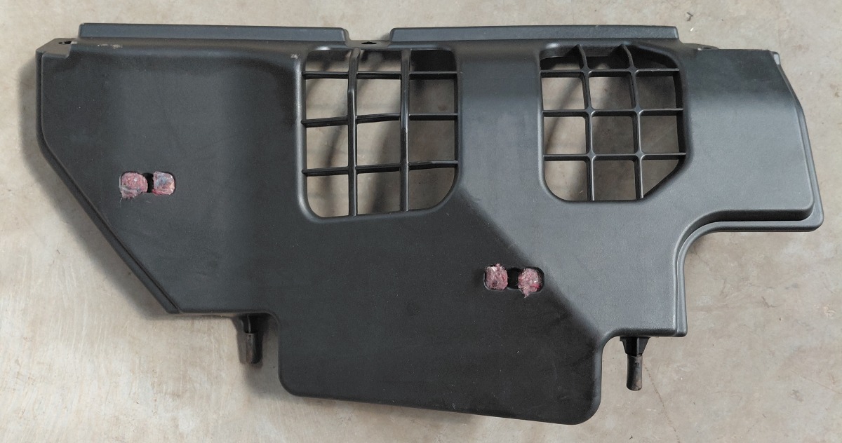 URBAN CRUISER LOWER DASH TRIM