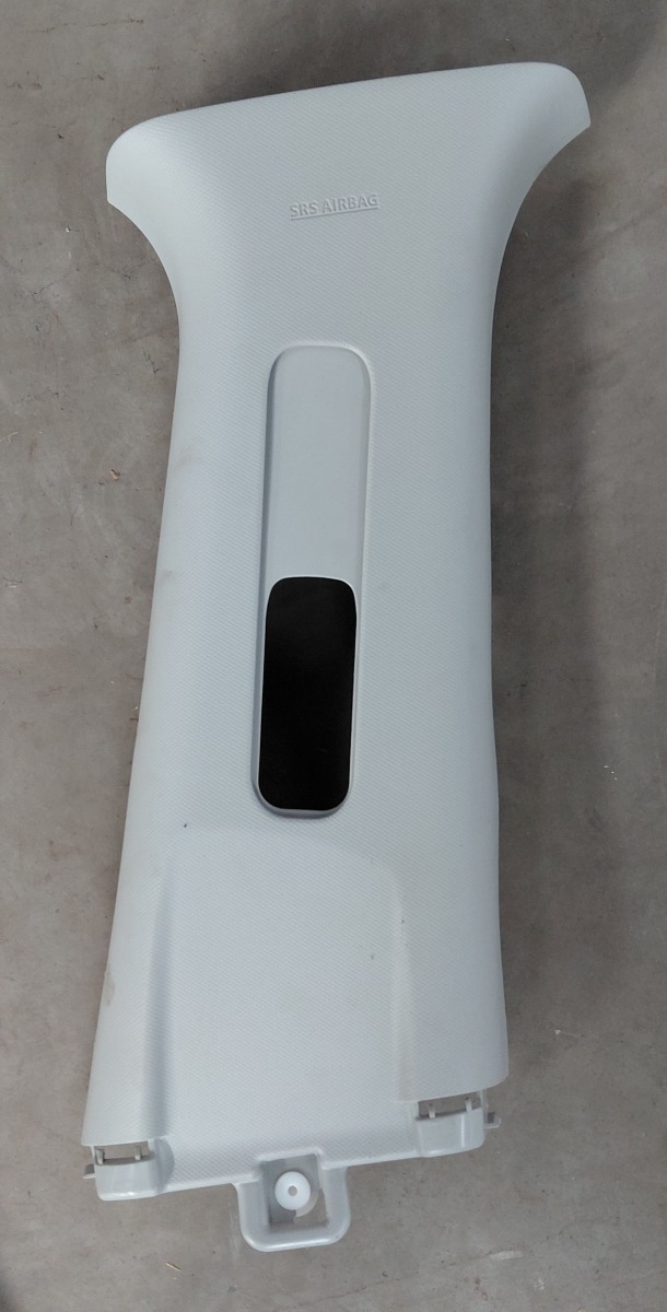 URBAN CRUISER RIGHT UPPER B PILLAR TRIM