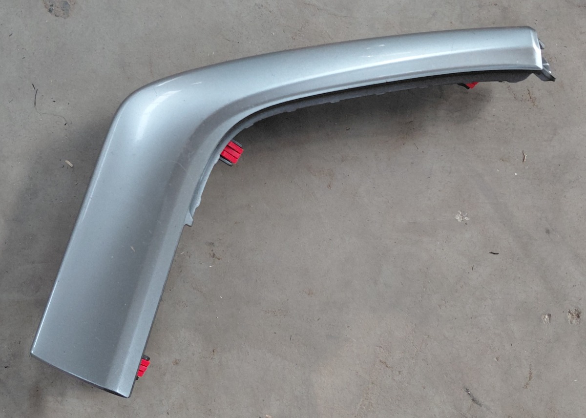 URBAN CRUISER RIGHT LOWER DASH TRIM