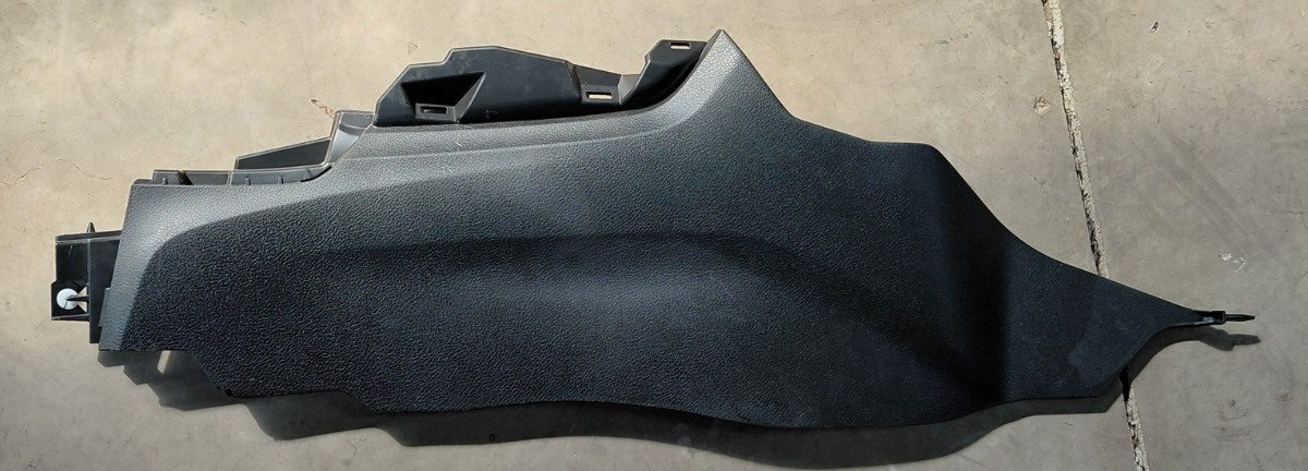 URBAN CRUSIER RIGHT LOWER DASH COVER