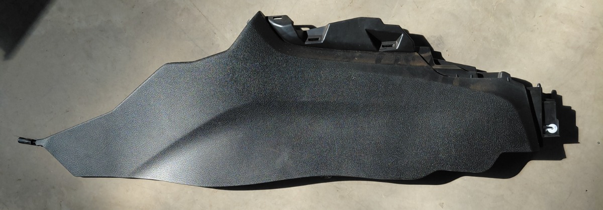 URBAN CRUISER LEFT CONSOLE TRIM