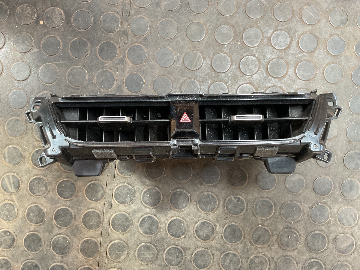 Corolla Cross Center Air Nozzle