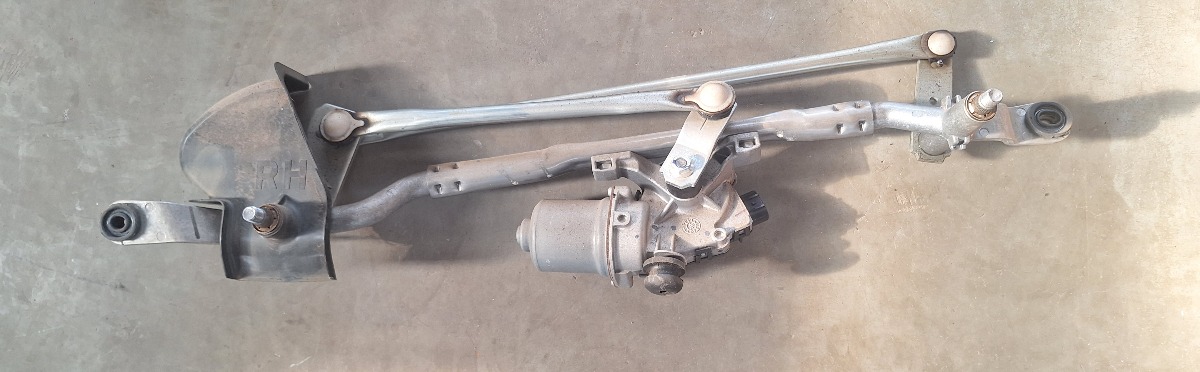 URBAN CRUISER WIPER MOTOR AND LINK