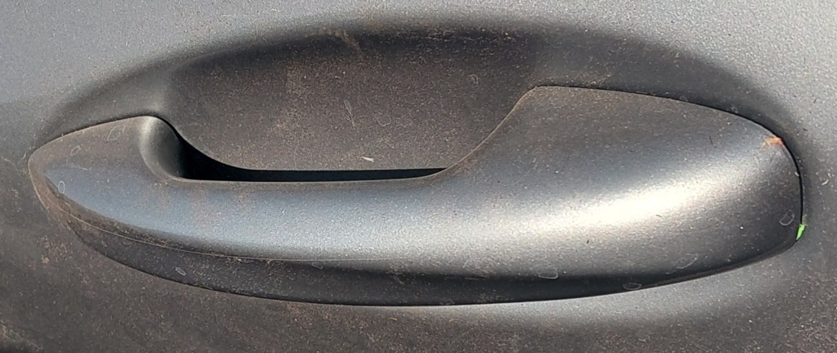 W205 LEFT REAR DOOR HANDLE
