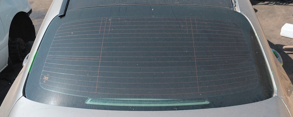 W205 Rear Screen
