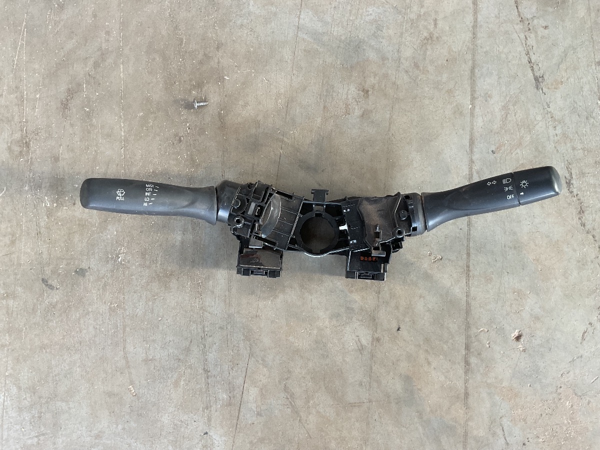 URBAN CRUISER COMBINATION SWITCH