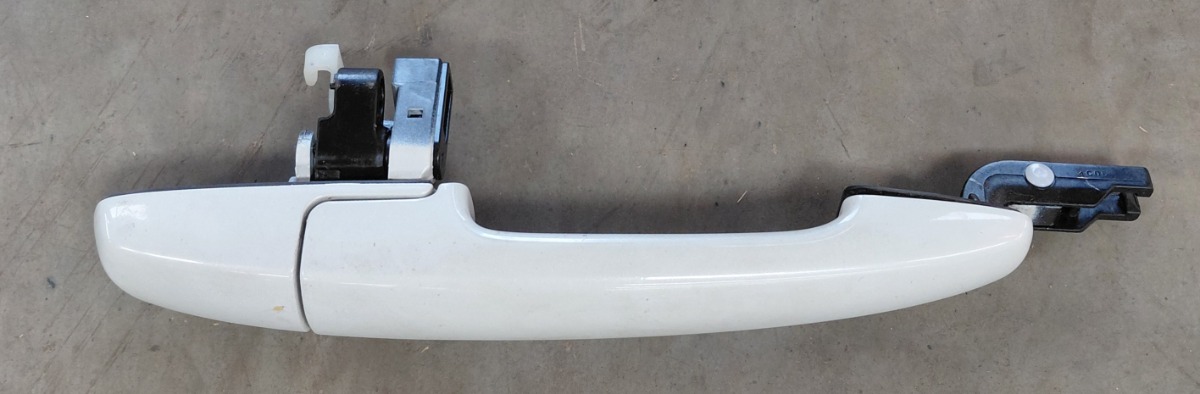 FRONX RIGHT REAR OUTER DOOR HANDLE