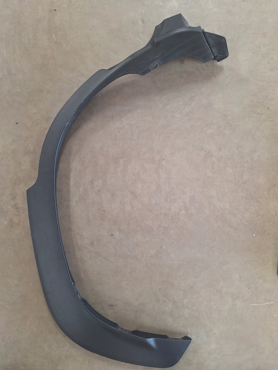COROLLA CROSS RIGHT REAR WHEEL ARCH