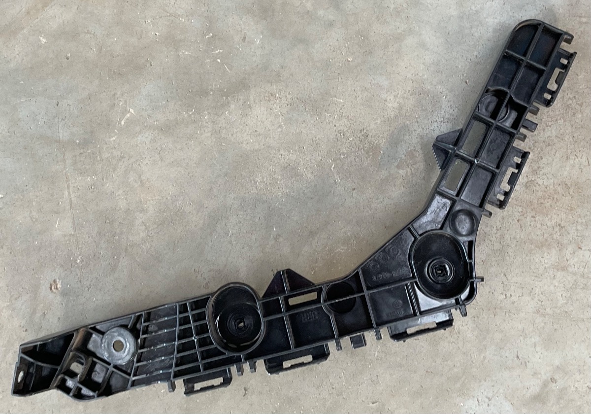 Corolla Cross Bumper Bracket Rear Right
