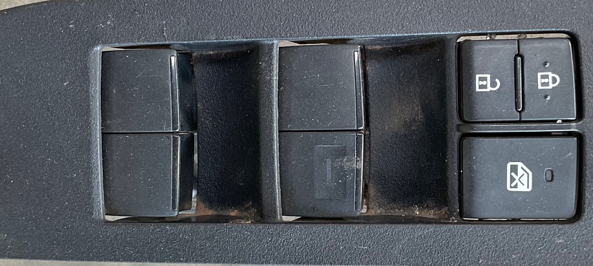 COROLLA CROSS DRIVER WINDOW SWITCH