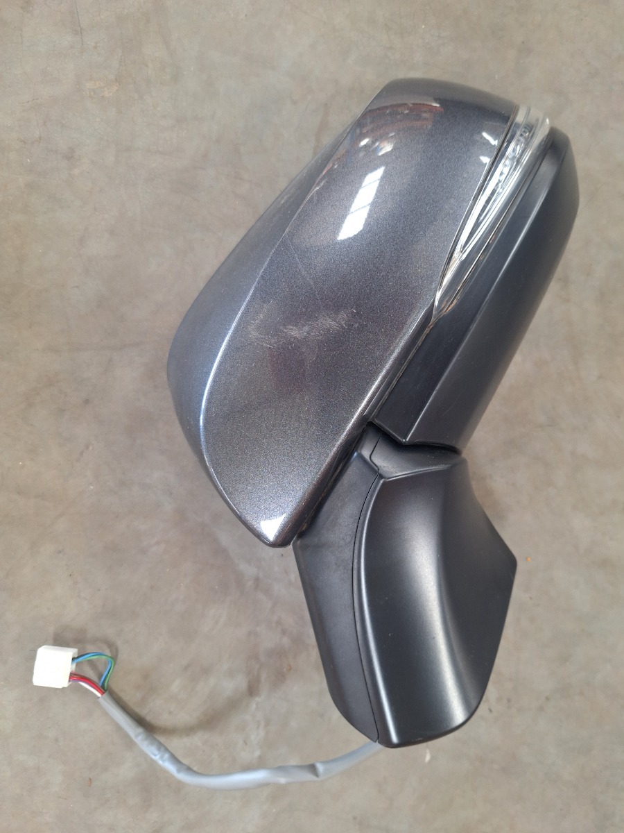 RAV4 LEFT DOOR MIRROR