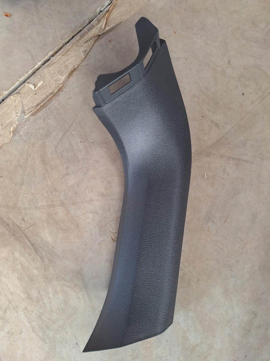 Corolla Cross Tailgate Trim Left upper