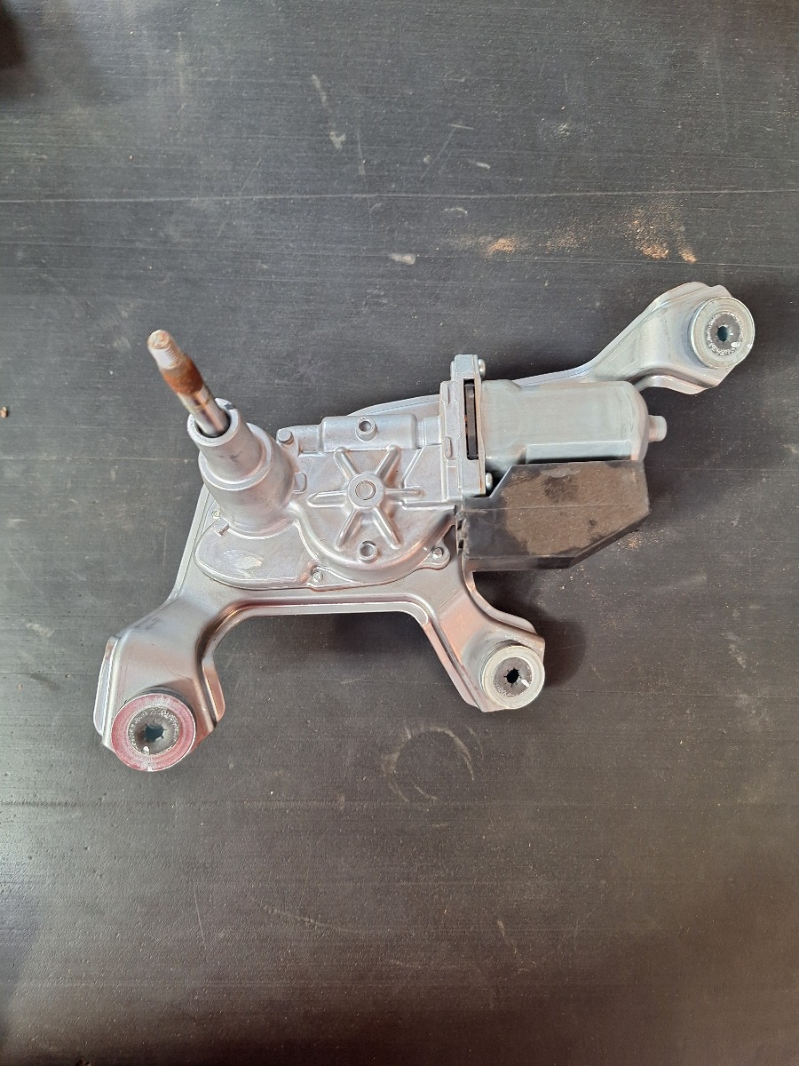 COROLLA CROSS BOOT LID WIPER MOTOR