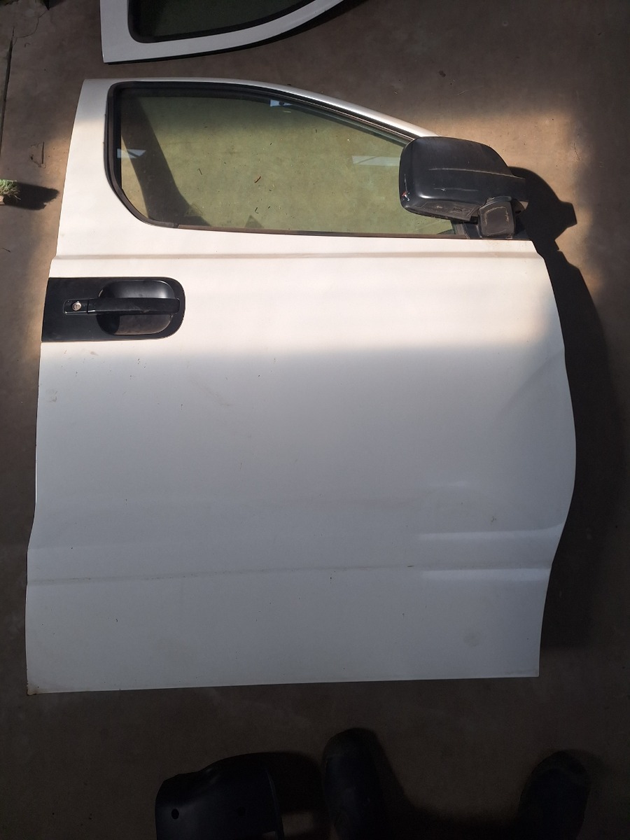 H1 RIGHT FRONT DOOR (SHELL)