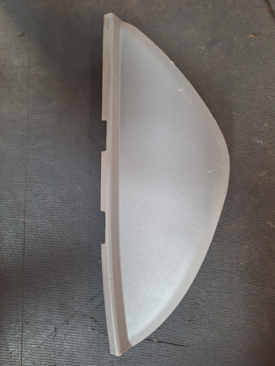 H1 DASHBORD RIGHT SIDE TRIM COVE