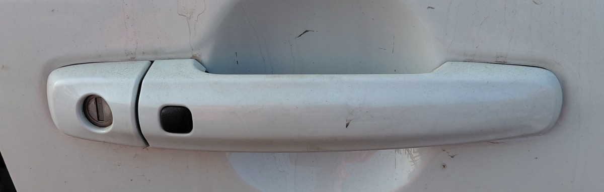 URBAN CRUISER RIGHT FRONT DOOR HANDLE
