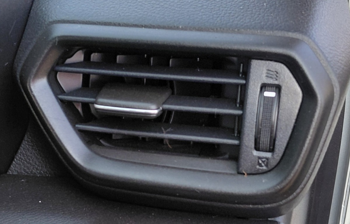 URBAN CRUISER RIGHT DASH AIR VENT