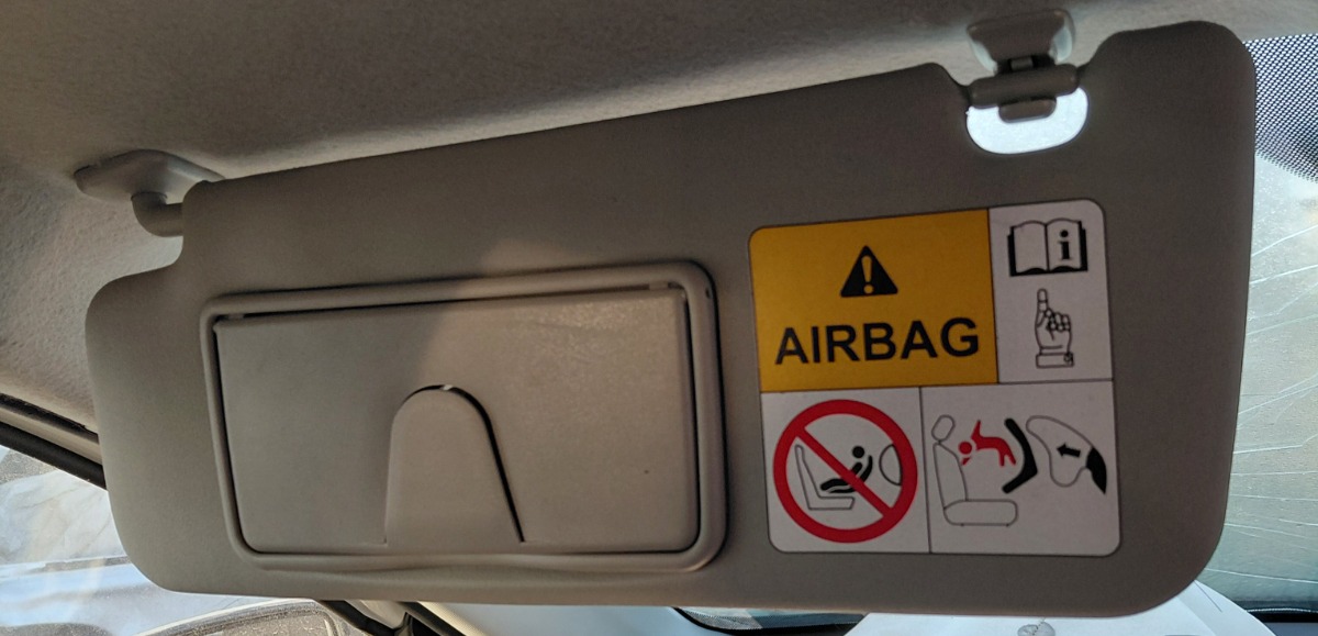 URBAN CRUISER LEFT SUNVISOR