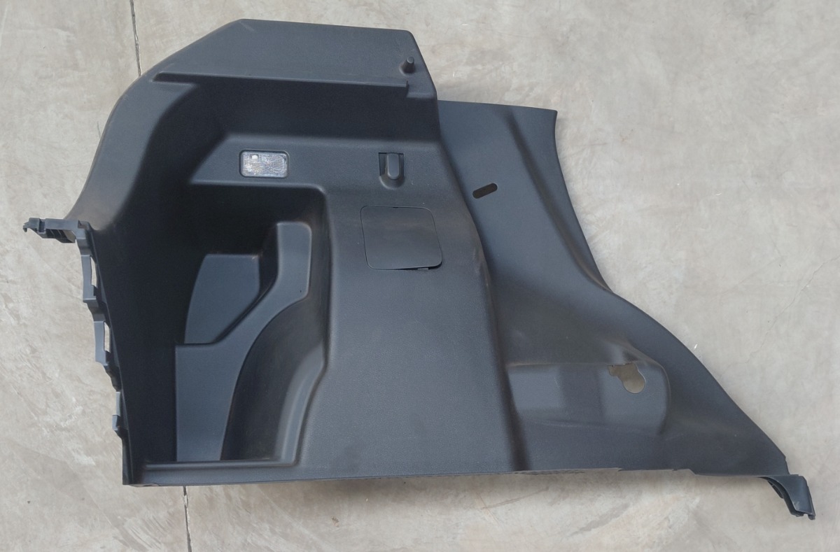 STARLET CROSS LEFT REAR BOOT PANEL