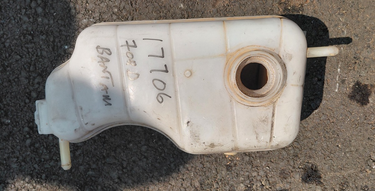 BANTAM 1.3I RADIATOR WATER BOTTLE