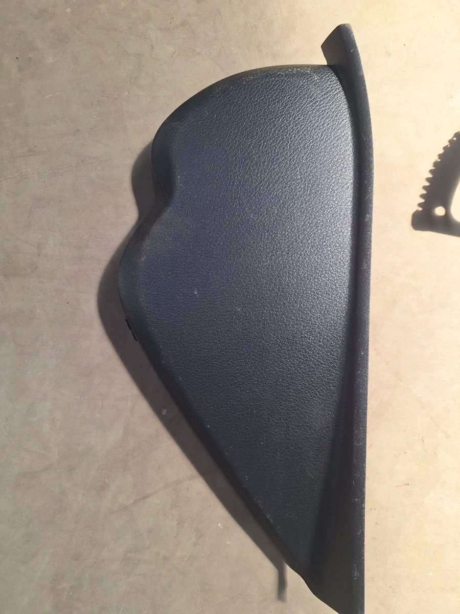 LEGACY RIGHT DASHBORD PLASTIC COVER