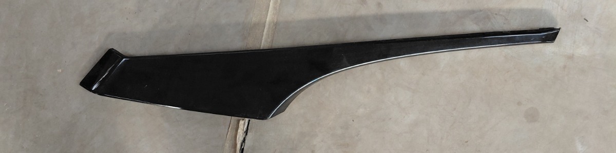 URBAN CRUISER RIGHT REAR QUARTER VENT MOULDING