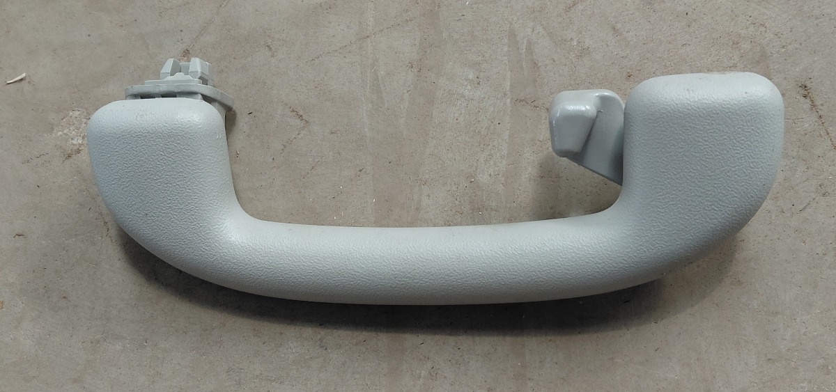 URBAN CRUISER LEFT REAR GRAB HANDLE