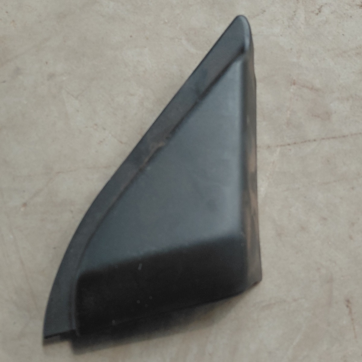 URBAN CRUSIER RIGHT FRONT DOOR INNER MIRROR TRIM