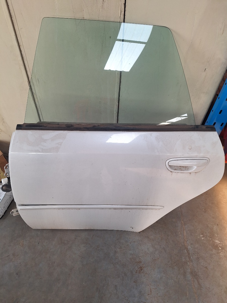 LEGACY LEFT REAR DOOR (SHELL)