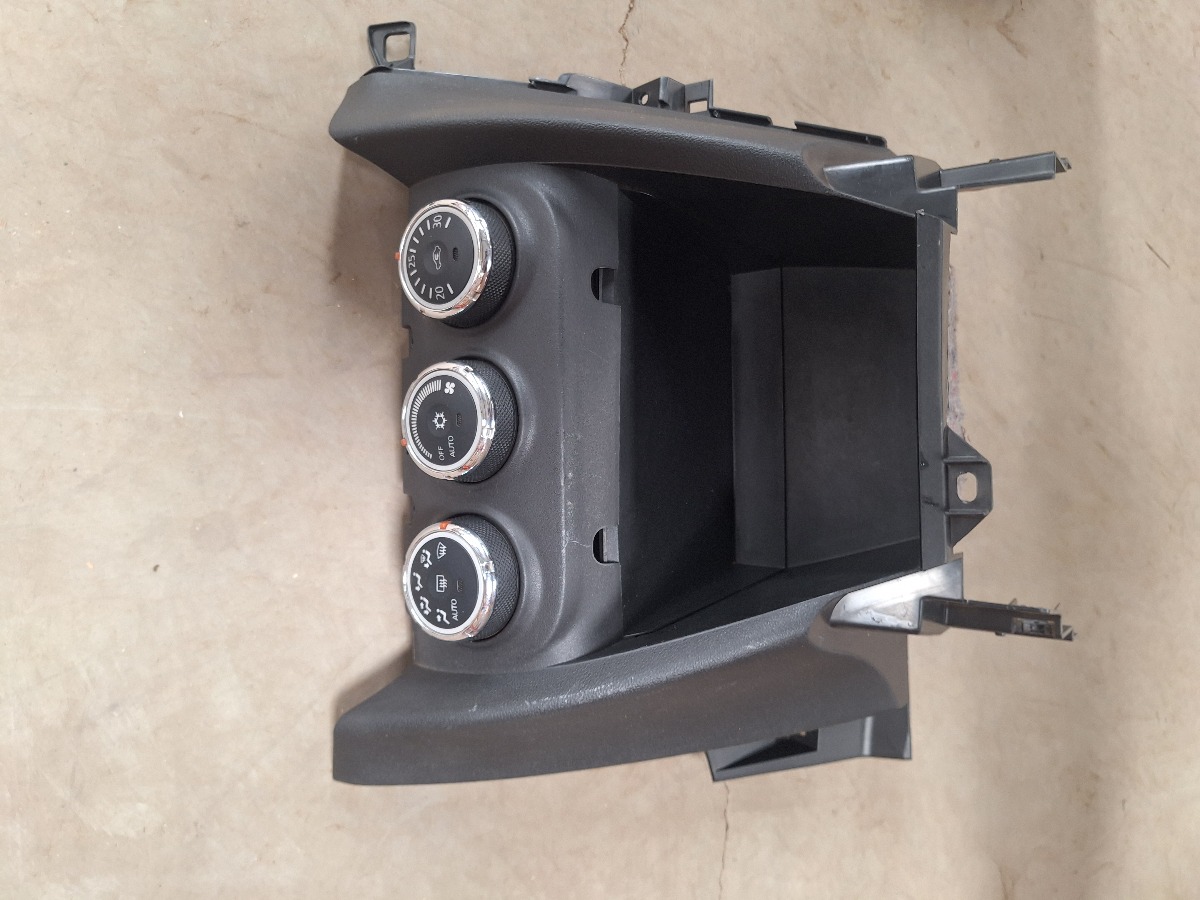 ASX HEATER CONTROL BOTTOM PANEL